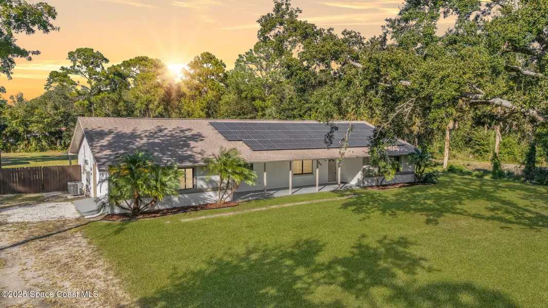 3940 Fairfax DR, Mims, FL 32754