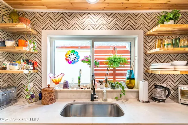 Melbourne, FL 32935,3009 Thrush DR