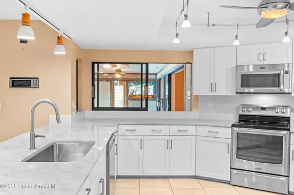 Merritt Island, FL 32952,1940 Gates RD