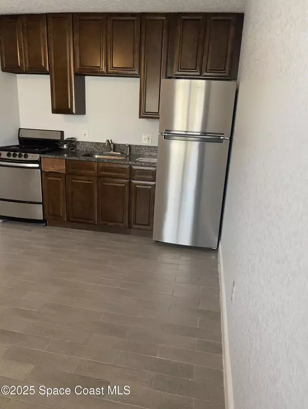 Cocoa Beach, FL 32931,6100 Ridgewood AVE #6