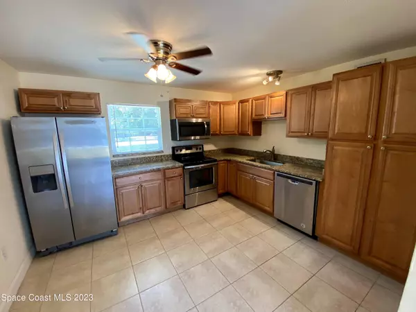 Cape Canaveral, FL 32920,304 Buchanan AVE #2