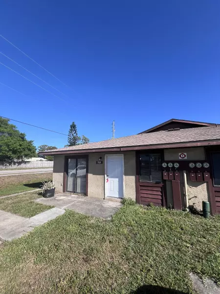 1050 N Fiske BLVD #701, Cocoa, FL 32922