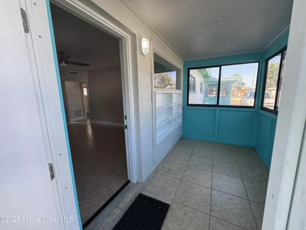 Cocoa Beach, FL 32931,451 S Brevard AVE #14