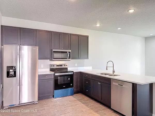 Titusville, FL 32780,534 L M Davey LN