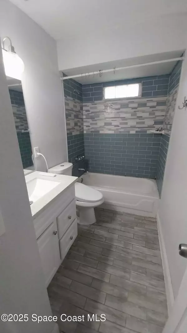 Mims, FL 32754,4180 Tom CT