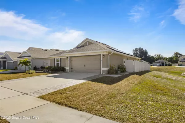 Cocoa, FL 32926,813 Moment ST