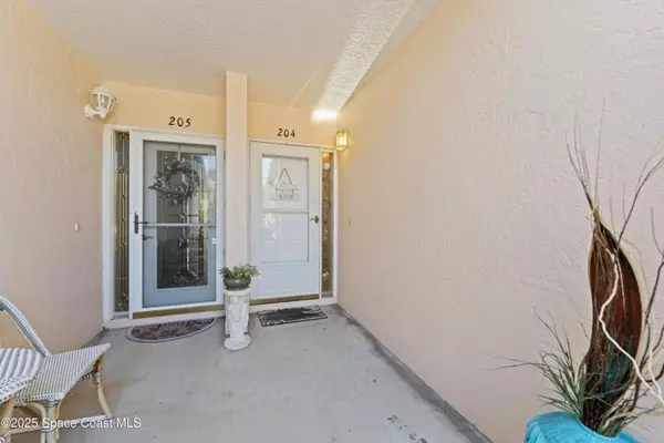 Cocoa Beach, FL 32931,135 Escambia LN #204