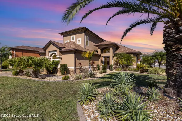 212 Harmony LN, Titusville, FL 32780