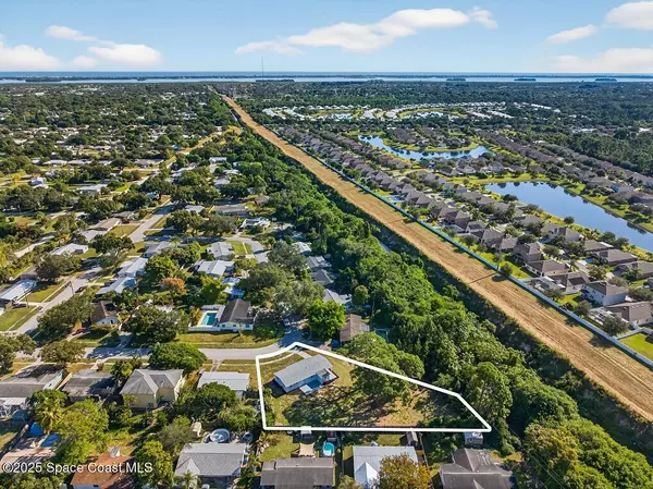 56 1st CT SW, Vero Beach, FL 32962