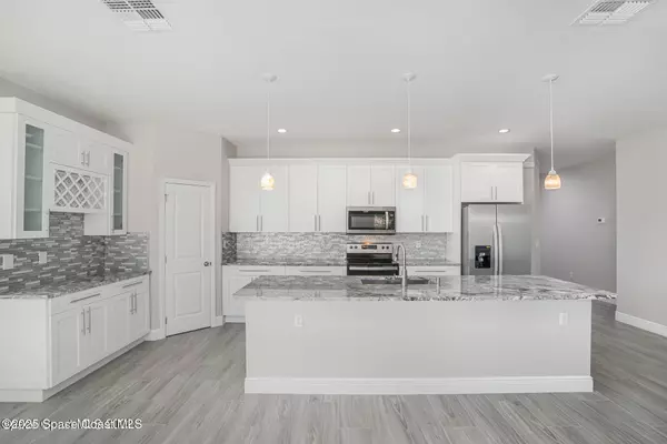 Palm Bay, FL 32909,2281 Ramsdale DR SE