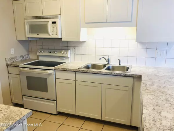 Melbourne, FL 32935,2183 Highland AVE #101