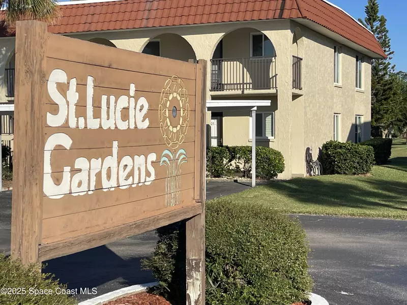 201 Saint Lucie LN #207, Cocoa Beach, FL 32931