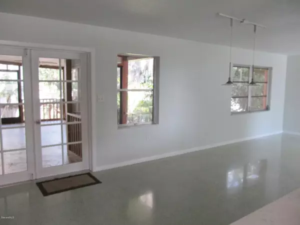 Cocoa, FL 32922,204 River Heights DR