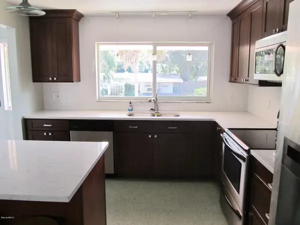 Cocoa, FL 32922,204 River Heights DR