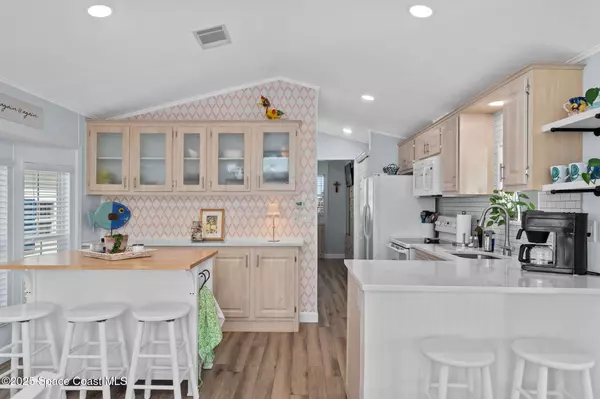 Titusville, FL 32796,2821 Frontier DR #122