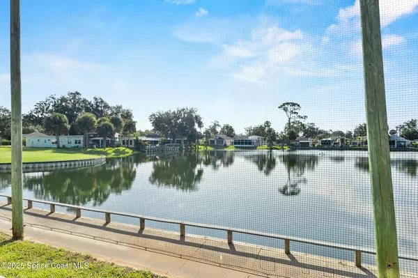 Titusville, FL 32796,2821 Frontier DR #122