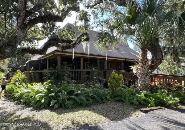 Melbourne Beach, FL 32951,6301 Treetop DR