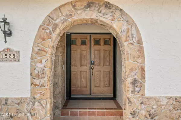 Merritt Island, FL 32953,1525 Sykes Creek DR