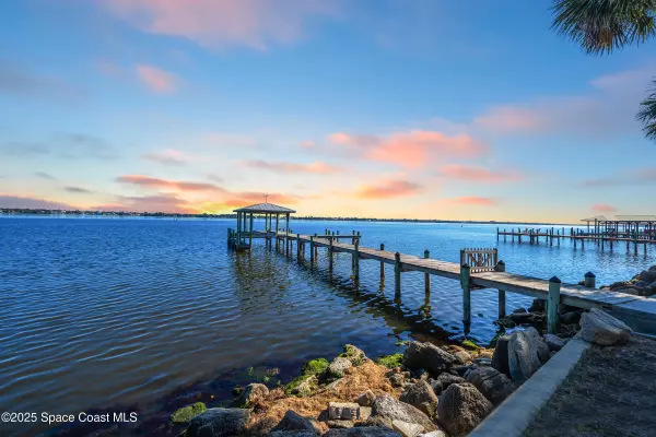 Rockledge, FL 32955,1887 Rockledge DR