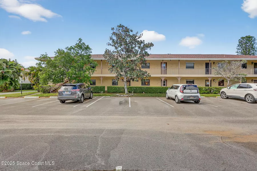 400 18th ST #2, Vero Beach, FL 32960