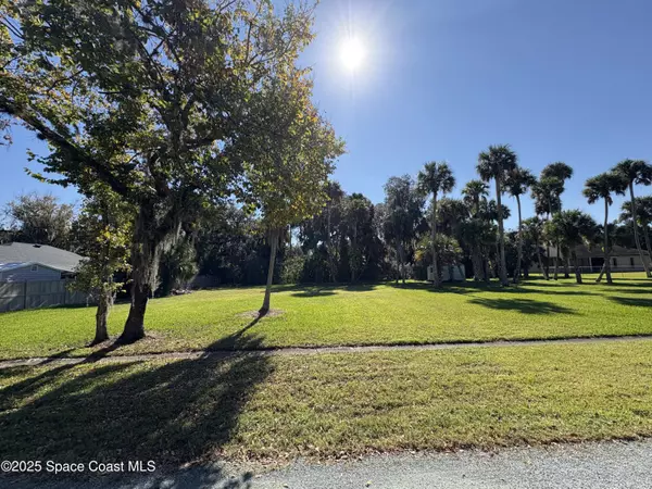 Melbourne, FL 32904,5255 Basswood AVE