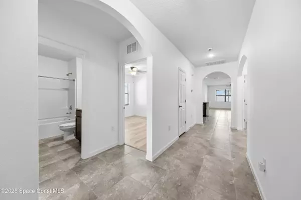 Cocoa, FL 32927,377 Snook PL