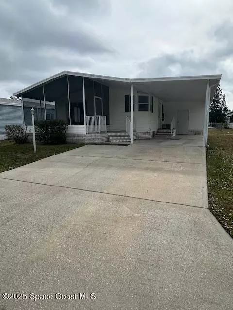 Barefoot Bay, FL 32976,622 Papaya CIR