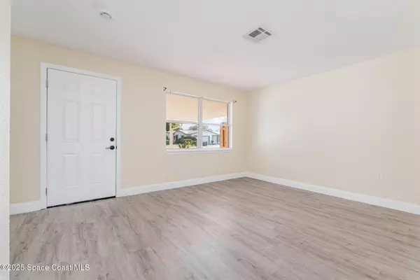 Cocoa, FL 32922,621 S Georgia AVE