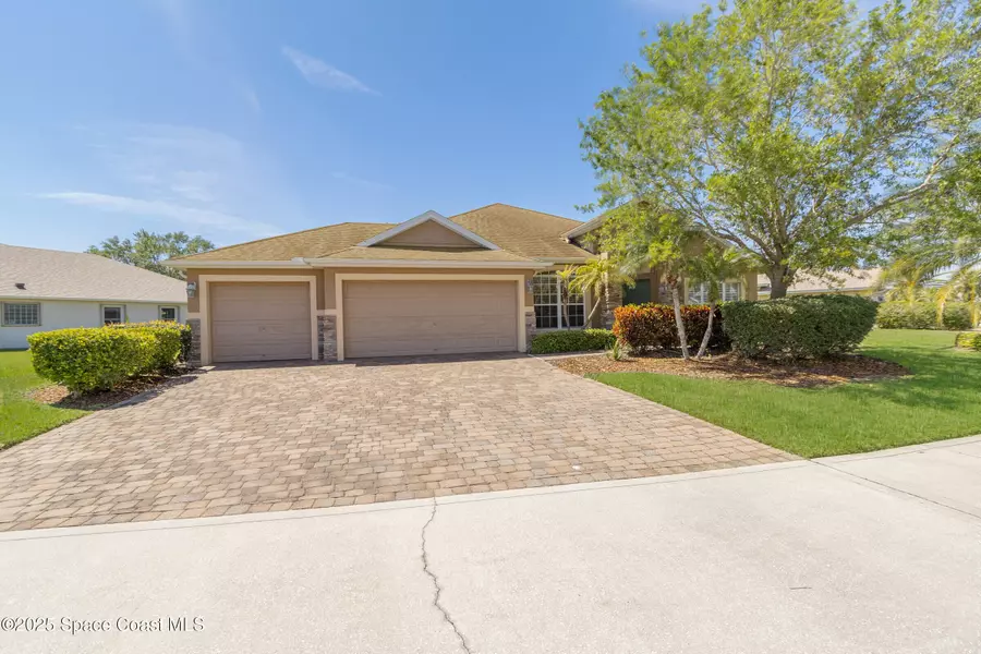 2842 Galindo CIR, Melbourne, FL 32940