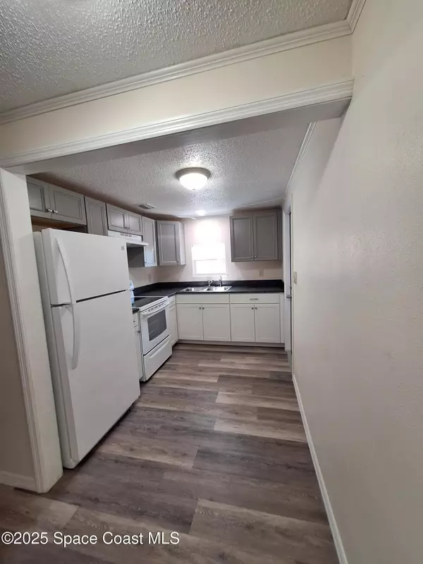 Titusville, FL 32780,4065 Coquina AVE #B