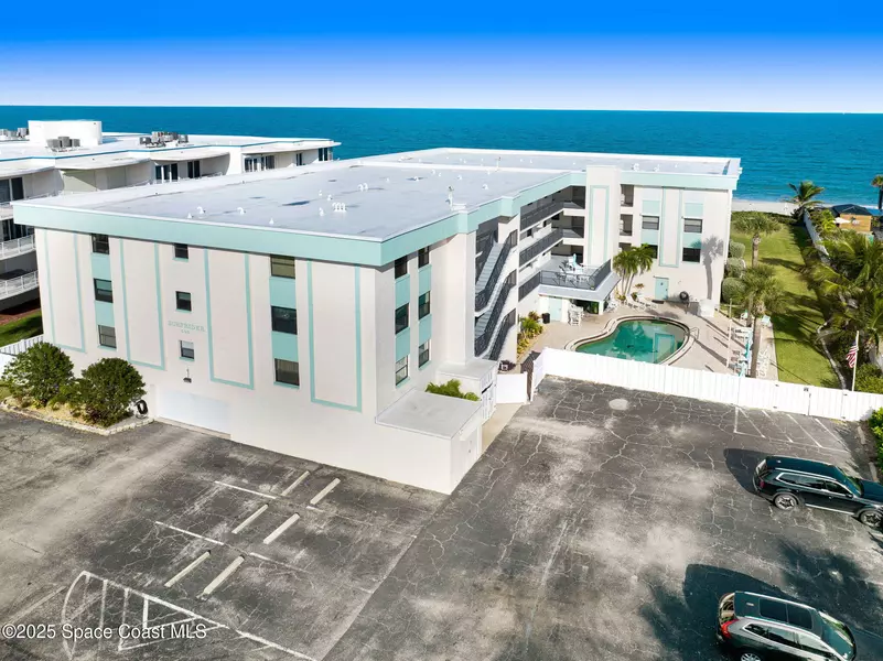 505 N Miramar AVE #405, Indialantic, FL 32903