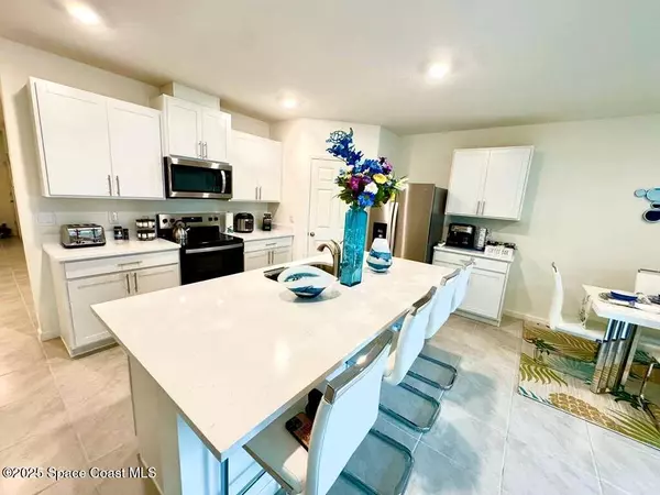 Palm Bay, FL 32908,401 La Coco ST SW