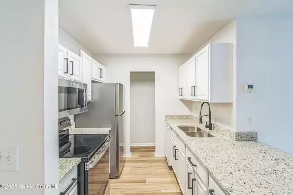 Palm Bay, FL 32909,410 Thor AVE SE