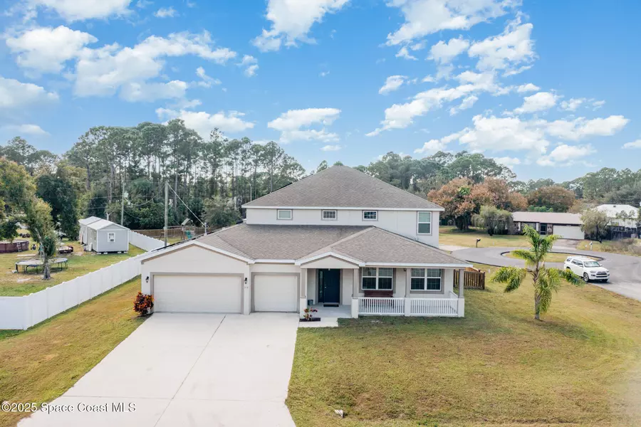 352 Gordon RD NW, Palm Bay, FL 32907