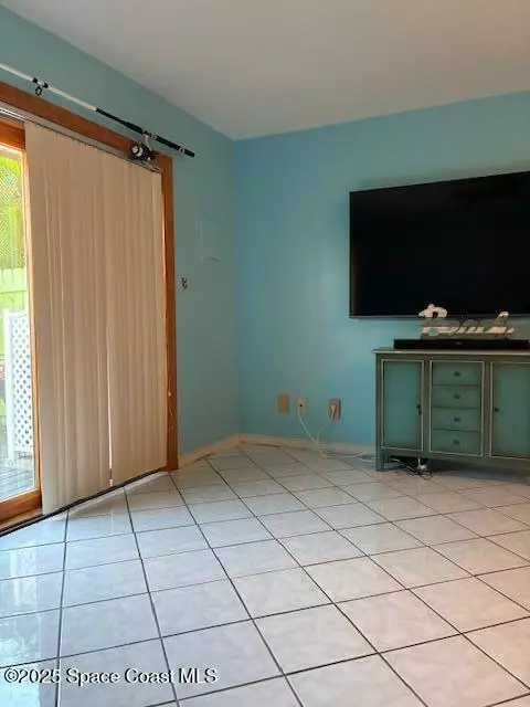 Indian Harbour Beach, FL 32937,918 Jamestown AVE #89