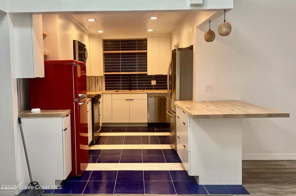 Indian Harbour Beach, FL 32937,1036 Mary Joye AVE