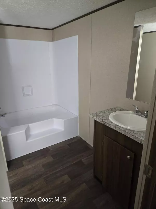 Palm Bay, FL 32905,2534 Amberly RD NE