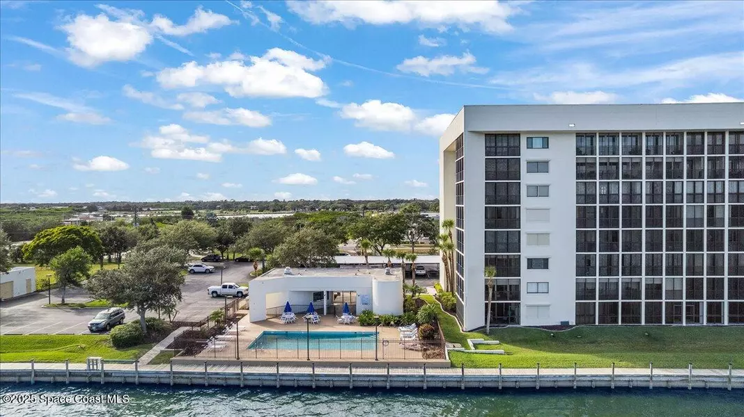 300 S Sykes Creek Pkwy #308, Merritt Island, FL 32952