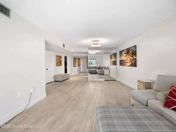 Cocoa Beach, FL 32931,4850 Ocean Beach BLVD #208