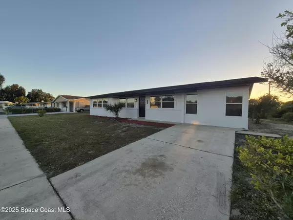 980 Bacon CIR NE, Palm Bay, FL 32905