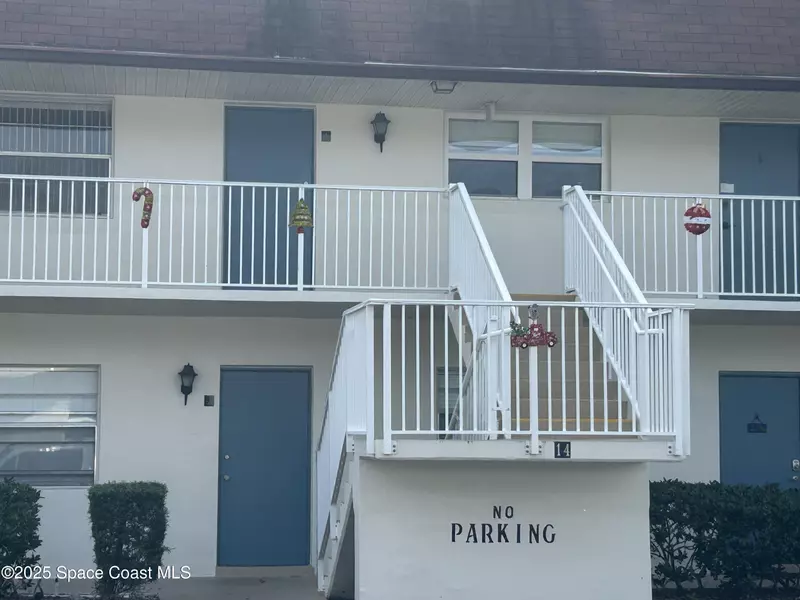 141 Aquarius WAY #14-I, Cape Canaveral, FL 32920