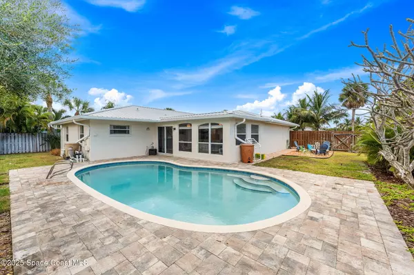 Satellite Beach, FL 32937,509 W Amherst CIR
