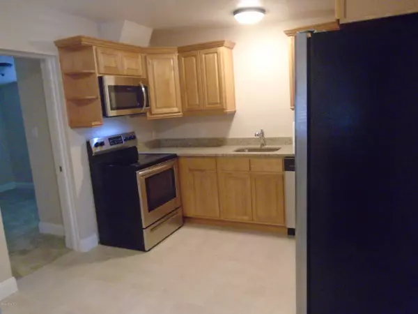 Merritt Island, FL 32952,183 Platt AVE