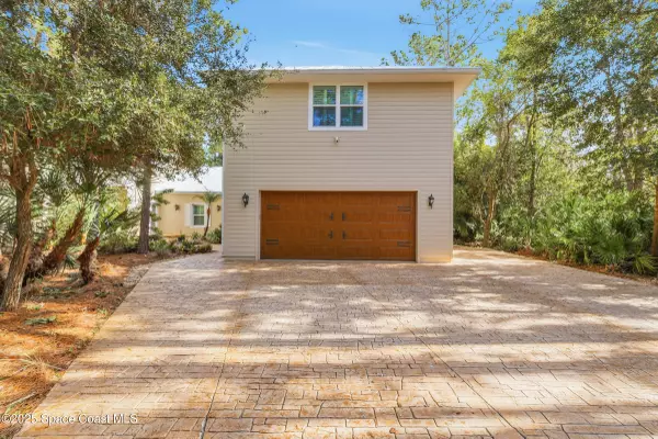 Mims, FL 32754,5430 Amy WAY