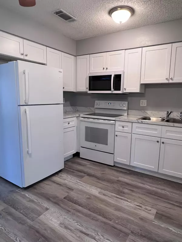 Cocoa, FL 32926,2467 Mercury DR