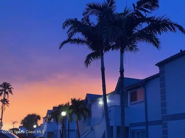 718 Beach Park LN #V286, Cape Canaveral, FL 32920