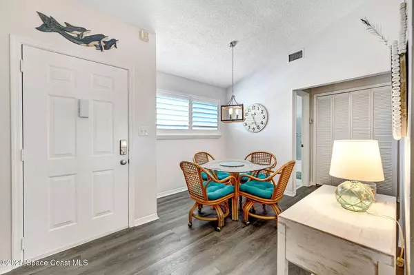 Cape Canaveral, FL 32920,718 Beach Park LN #V286