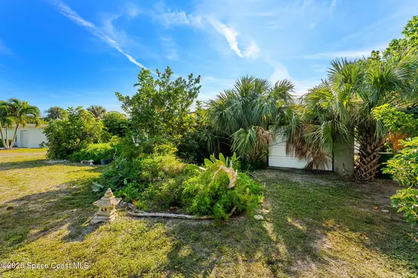 Indialantic, FL 32903,221 1st AVE