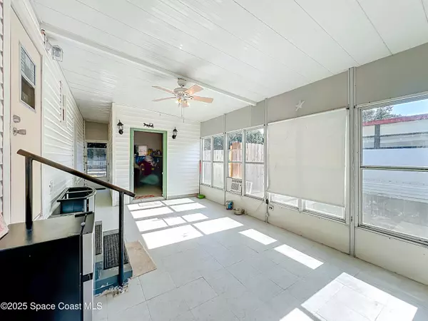 Melbourne, FL 32904,19 Annette DR