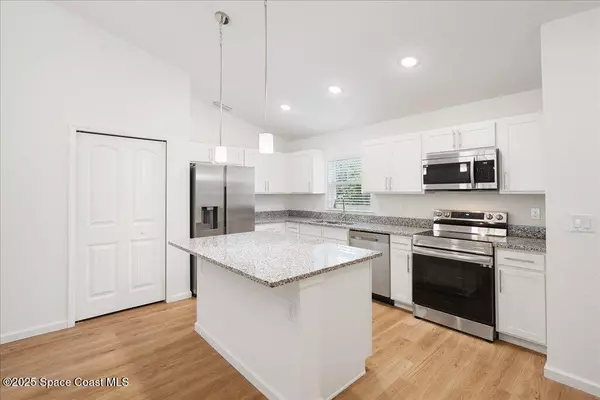 Palm Bay, FL 32907,146 Bayamo AVE NE #7